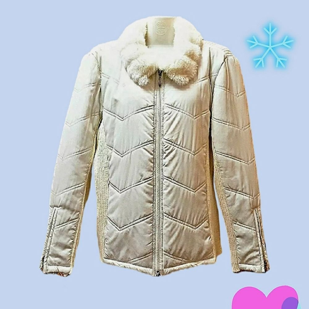 CAPRI 🖤🤍 White Faux Fur Collar Trim Ribbed Ja…